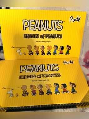 Peanuts Shades of Peanuts Eyeshadow Palette NIB